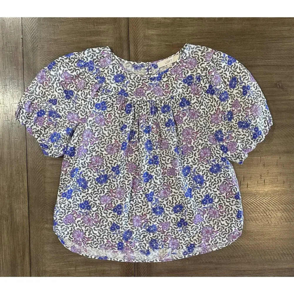LOFT Purple Floral Print Shirred Yoke Top Puff Sleeve Lightweight Size Small EUC